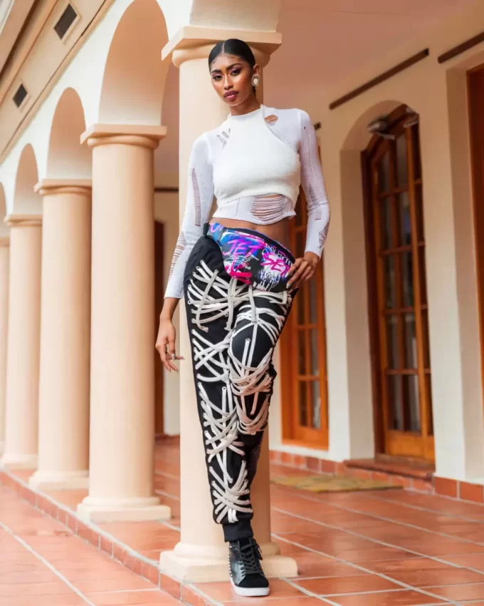 SHARK ATELIER SAVVY CROSSBODY SHARK ATELIER SAVVY CROSSBODY