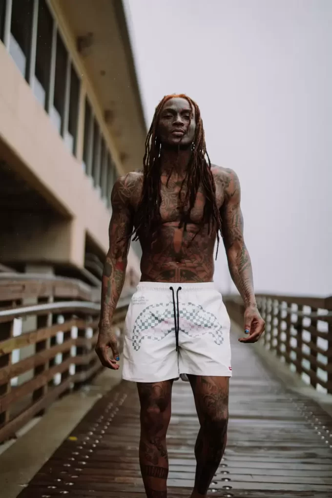 SHARK CENTRAL DYNAMIC SWIM SHORTS