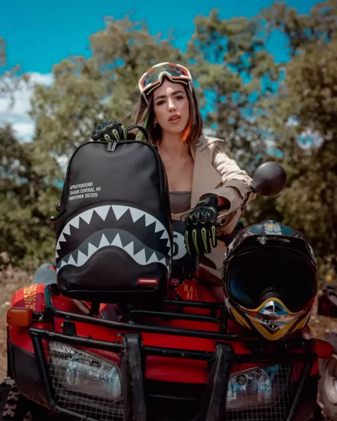 SHARK CENTRAL GREYTONE BACKPACK (DLXV) SHARK CENTRAL GREYTONE BACKPACK (DLXV)