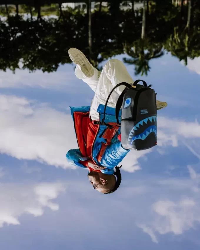 SHARK CENTRAL LATE ARRIVAL DLXSV BACKPACK SHARK CENTRAL LATE ARRIVAL DLXSV BACKPACK