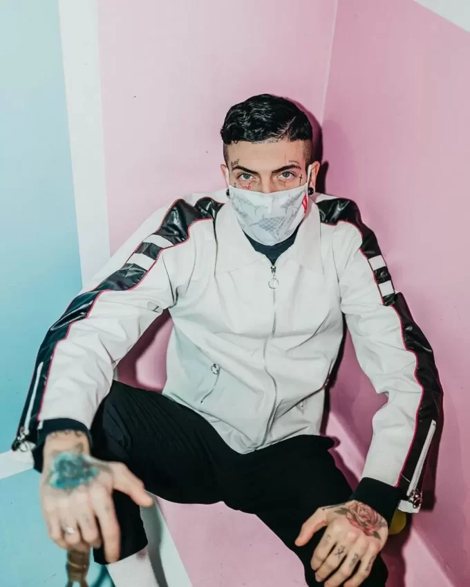 SHARK CHECK (WHITE) FACE MASK SHARK CHECK (WHITE) FACE MASK