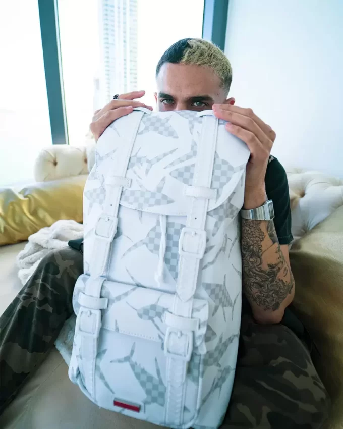 SHARK CHECK (WHITE) HILLS BACKPACK SHARK CHECK (WHITE) HILLS BACKPACK