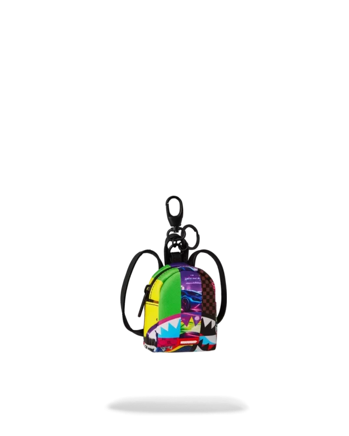 SHARK MASTERPIECES BACKPACK KEYCHAIN