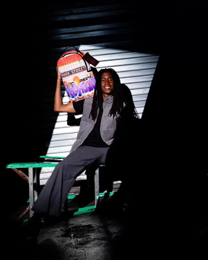 SHARK STATION DLXSR BACKPACK SHARK STATION DLXSR BACKPACK