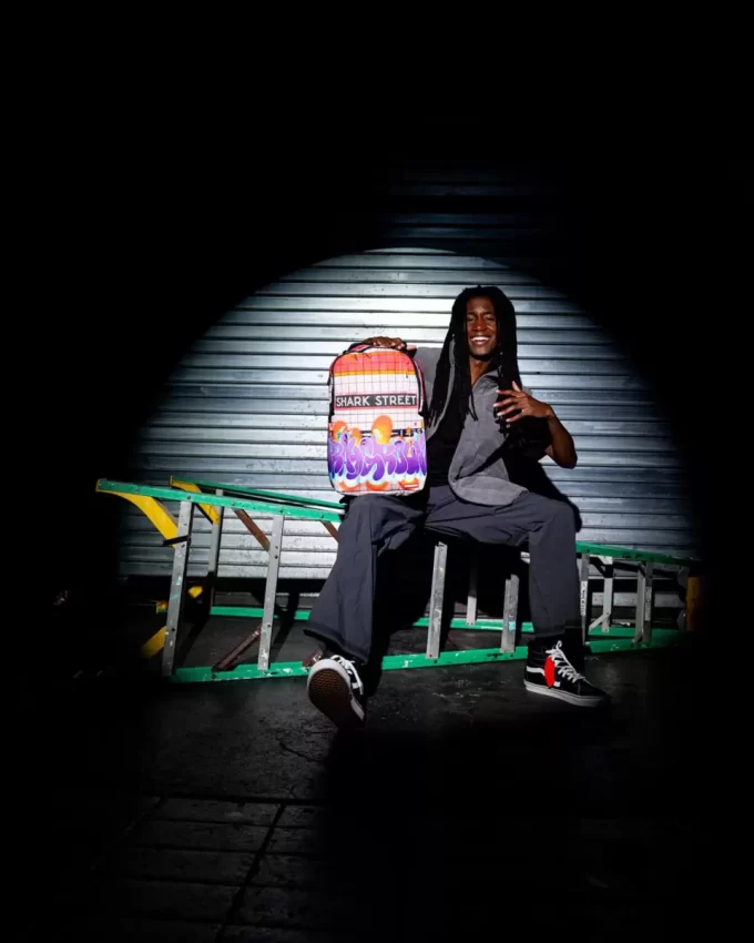 SHARK STATION DLXSR BACKPACK SHARK STATION DLXSR BACKPACK