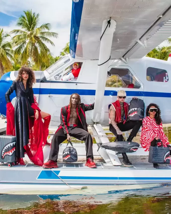 SHARKFINITY STEALTH PILOT DUFFLE SHARKFINITY STEALTH PILOT DUFFLE