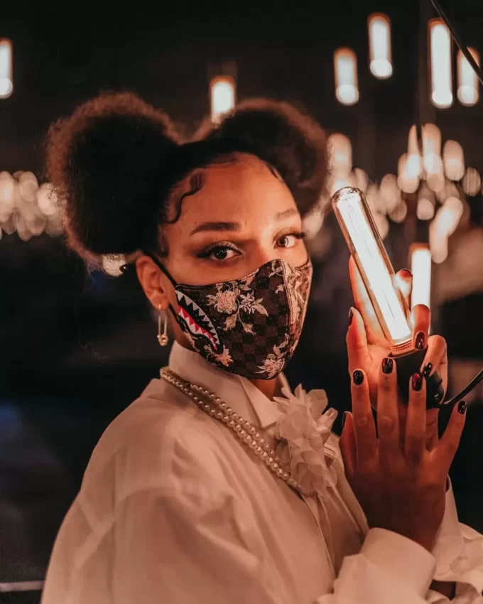 SHARKFLOWER VEGAN LEATHER FACE MASK SHARKFLOWER VEGAN LEATHER FACE MASK