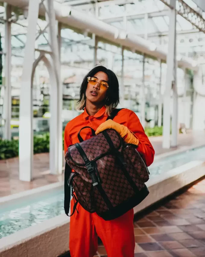 SHARKS AND SKULLS MONTE CARLO SHARKS AND SKULLS MONTE CARLO