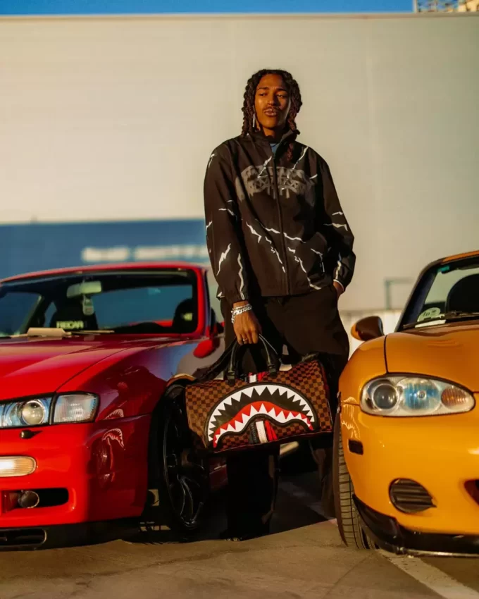 SHARKS IN PARIS GT DUFFLE SHARKS IN PARIS GT DUFFLE