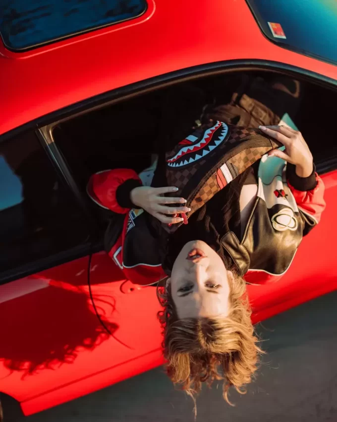 SHARKS IN PARIS GT SAVVY CROSSBODY SHARKS IN PARIS GT SAVVY CROSSBODY