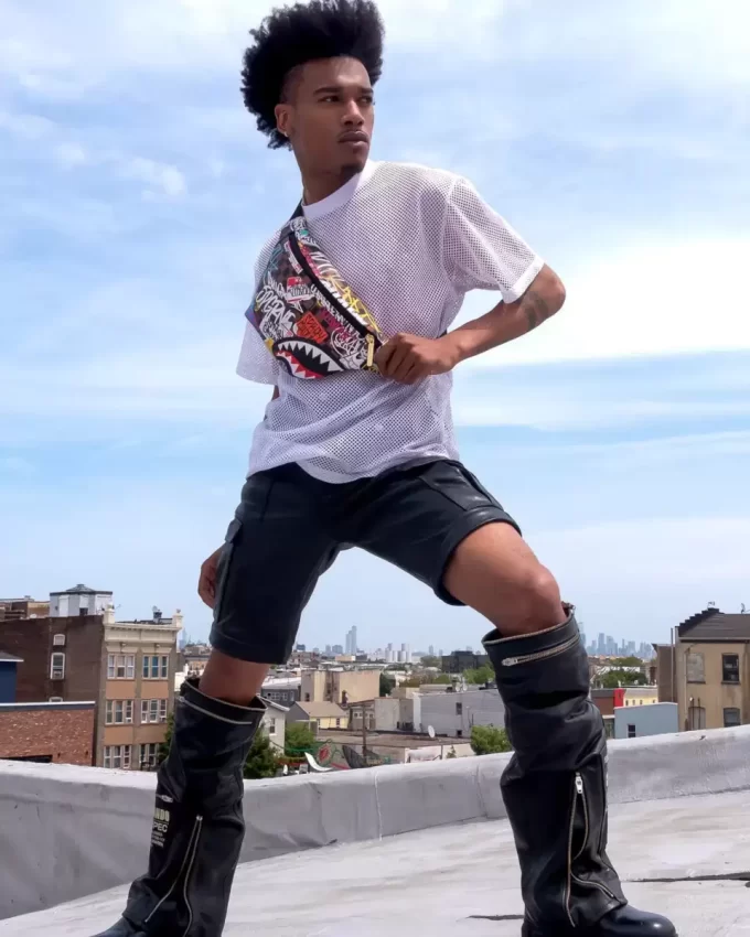 SHARKS IN PARIS THE RIZZ SAVVY CROSSBODY SHARKS IN PARIS THE RIZZ SAVVY CROSSBODY