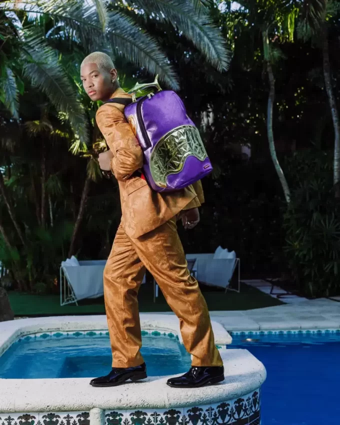 SHARKS OF THE GOLD OCEAN BACKPACK SHARKS OF THE GOLD OCEAN BACKPACK