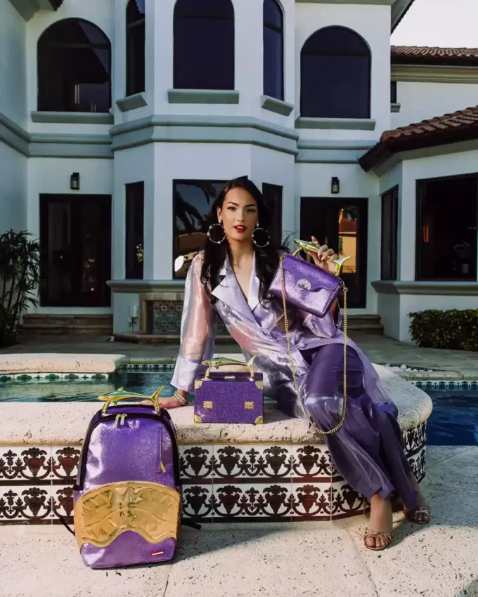 SHARKS OF THE GOLD OCEAN BACKPACK SHARKS OF THE GOLD OCEAN BACKPACK