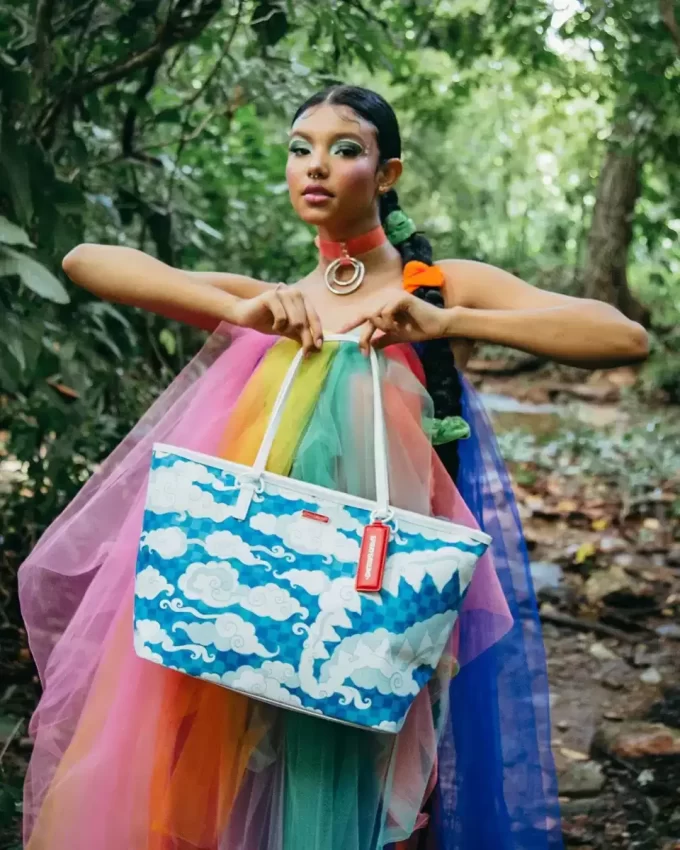 SKYBORNE TOTE SKYBORNE TOTE