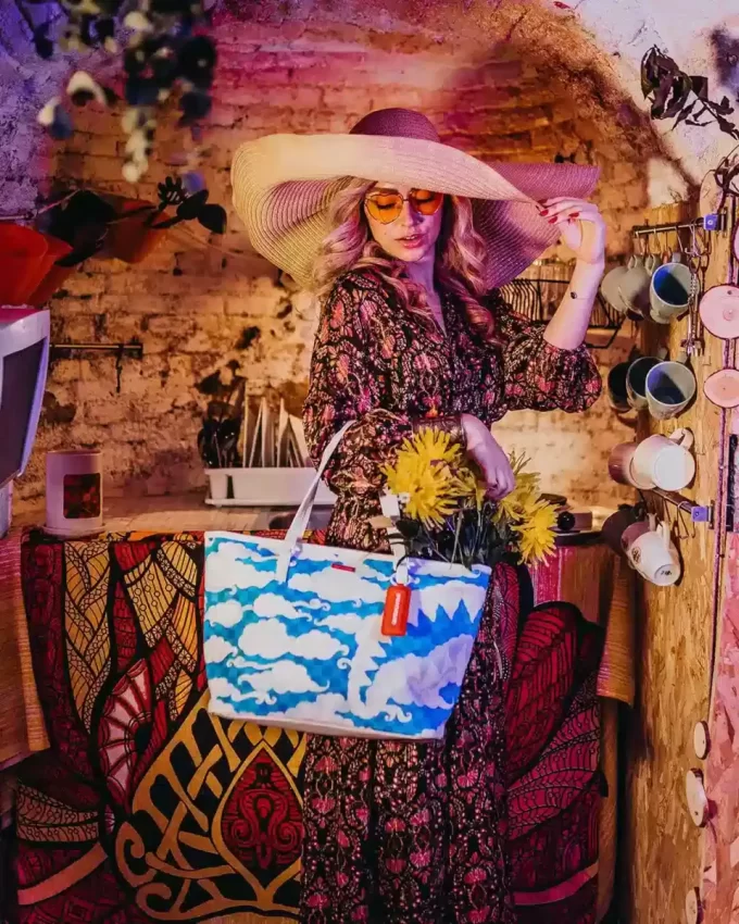 SKYBORNE TOTE SKYBORNE TOTE