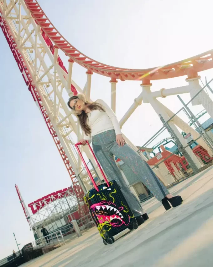 SLIME DIME SHARKNAUTICS HARDSHELL CARRY-ON LUGGAGE SLIME DIME SHARKNAUTICS HARDSHELL CARRY-ON LUGGAGE