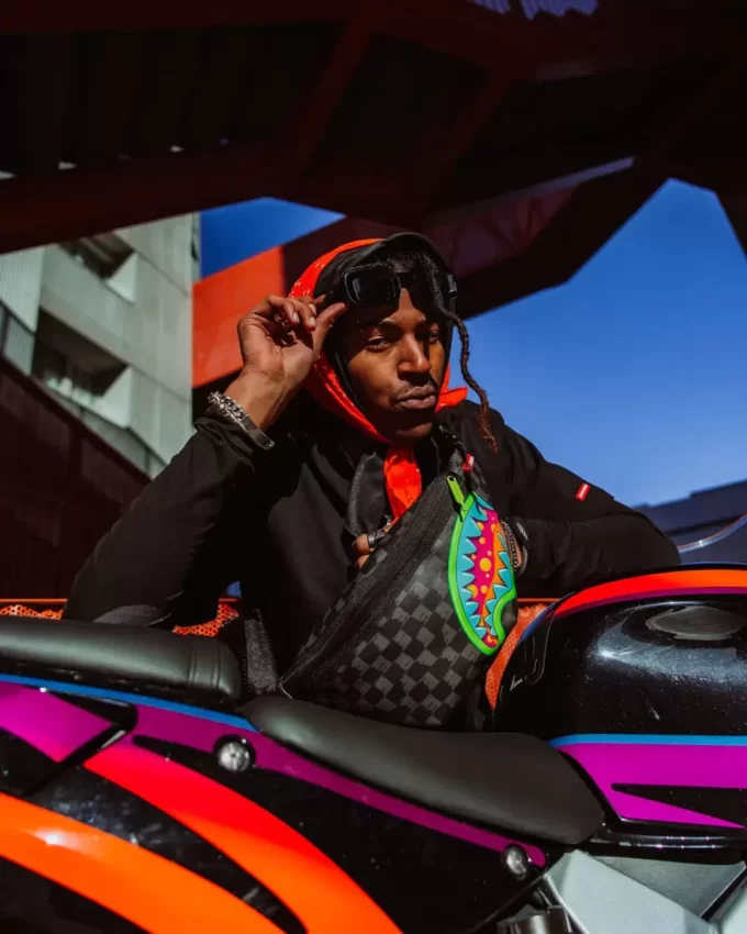 SLIME TAKEOVER SAVVY CROSSBODY SLIME TAKEOVER SAVVY CROSSBODY