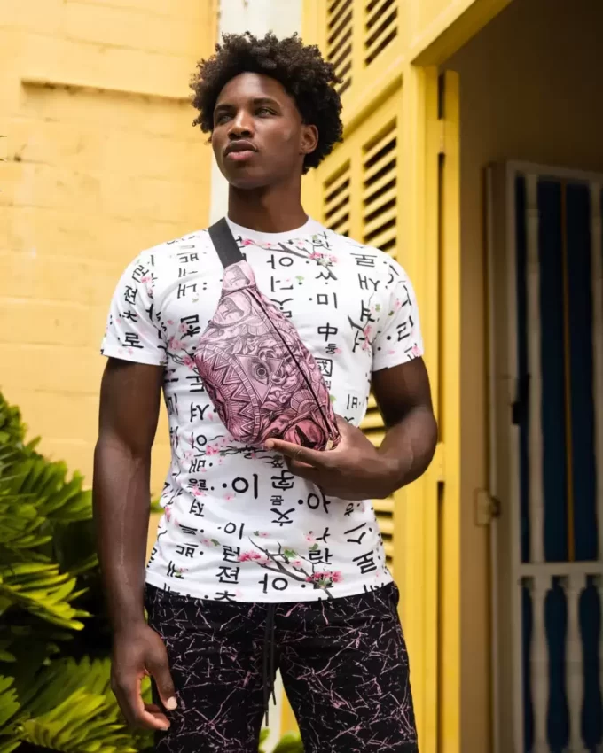 SOCIETY OF SHARKS SAVVY CROSSBODY SOCIETY OF SHARKS SAVVY CROSSBODY