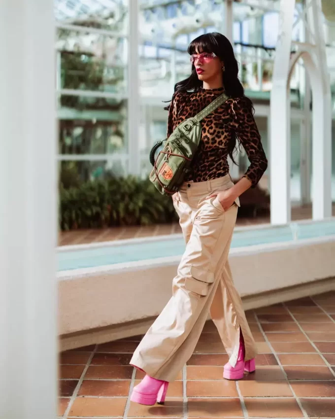 SPECIAL OPS SHARK SQUAD CARGO CROSSBODY SPECIAL OPS SHARK SQUAD CARGO CROSSBODY