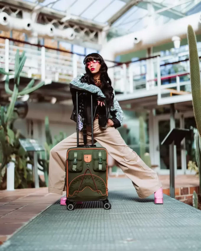 SPECIAL OPS SHARK SQUAD CARRY-ON LUGGAGE SPECIAL OPS SHARK SQUAD CARRY-ON LUGGAGE