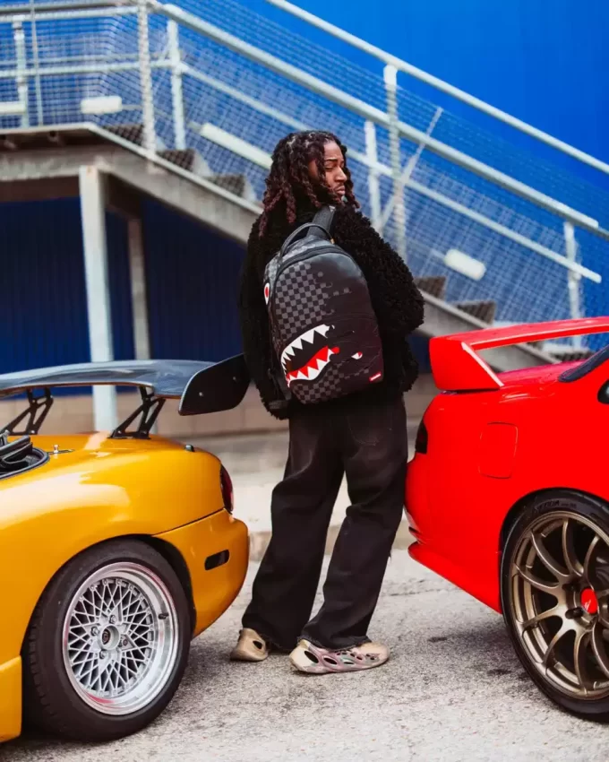 SPEED SHARK SIDE SWIPE BACKPACK SPEED SHARK SIDE SWIPE BACKPACK