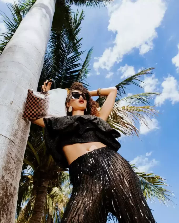 SPRAYSHARKS WORLDWIDE LAPTOP TABLET BAG