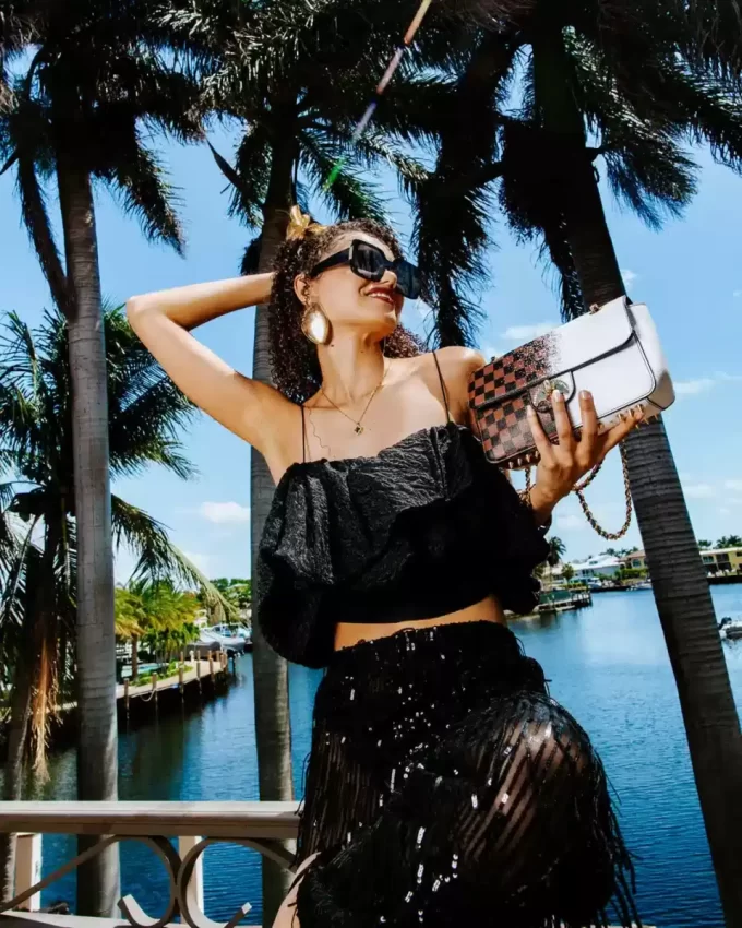 SPRAYSHARKS WORLDWIDE SHARK HANDBAG SPRAYSHARKS WORLDWIDE SHARK HANDBAG