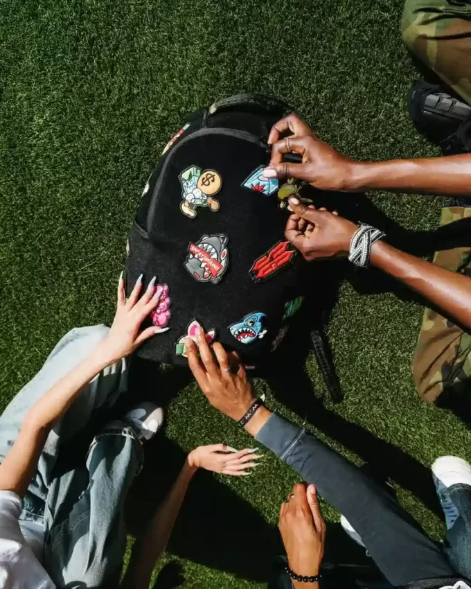 STUCK ON YA – VELCRO PATCH BACKPACK STUCK ON YA – VELCRO PATCH BACKPACK