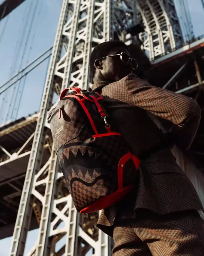 TAKEOVER THE THRONE BACKPACK TAKEOVER THE THRONE BACKPACK