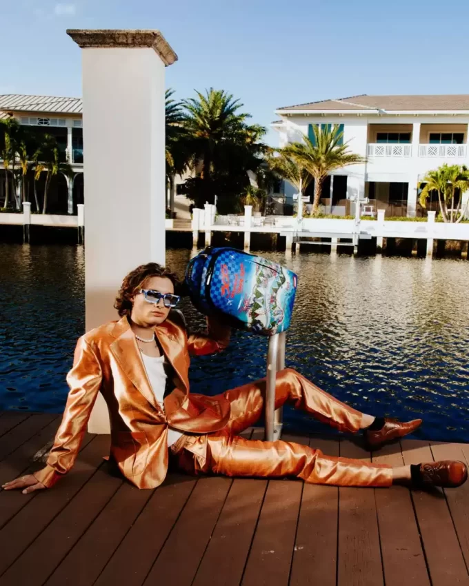 THE 305 SHARK ISLAND BANK HEIST BACKPACK THE 305 SHARK ISLAND BANK HEIST BACKPACK