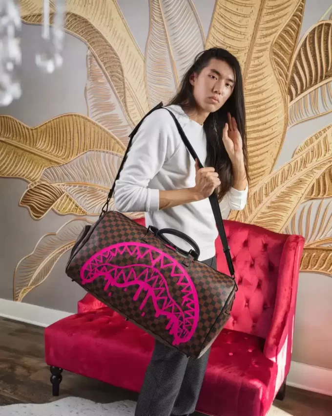 THE ARTISTS TOUCH DUFFLE THE ARTISTS TOUCH DUFFLE