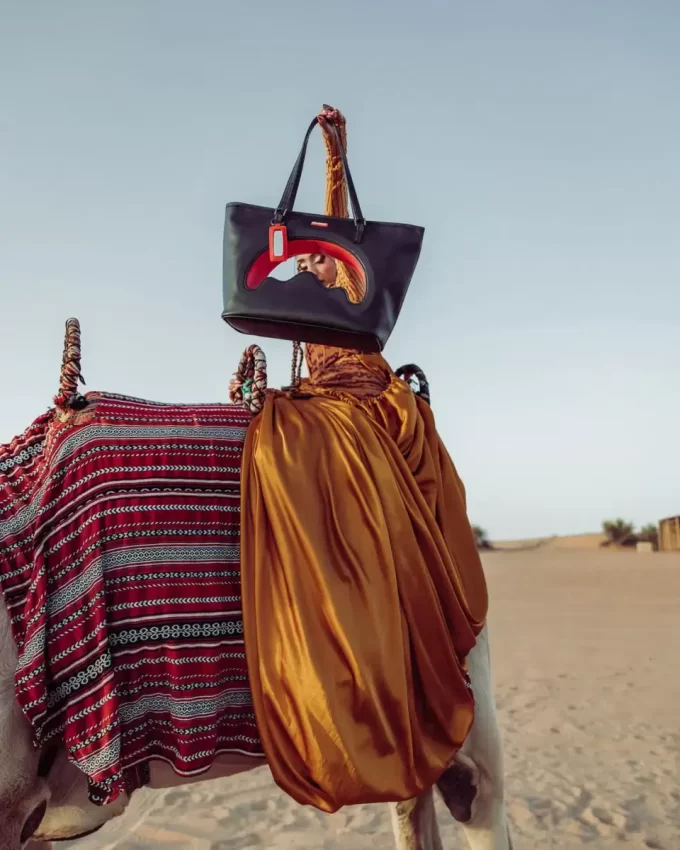 THE DECODER TOTE THE DECODER TOTE