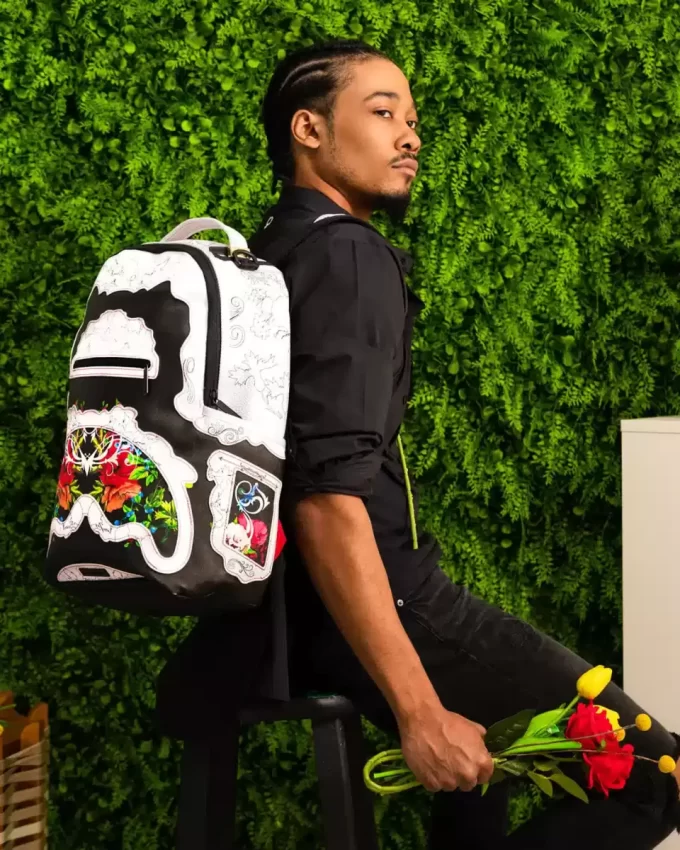 THE FLORAL CUT BACKPACK (DLXV) THE FLORAL CUT BACKPACK (DLXV)