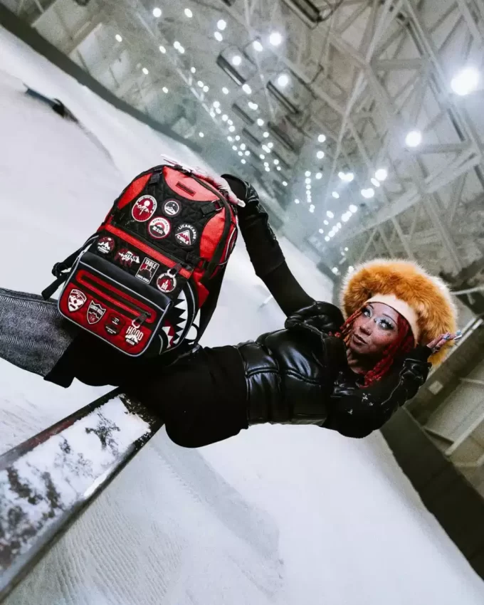 THE GLOBAL EXPEDITION SHARKGLIDER BACKPACK THE GLOBAL EXPEDITION SHARKGLIDER BACKPACK