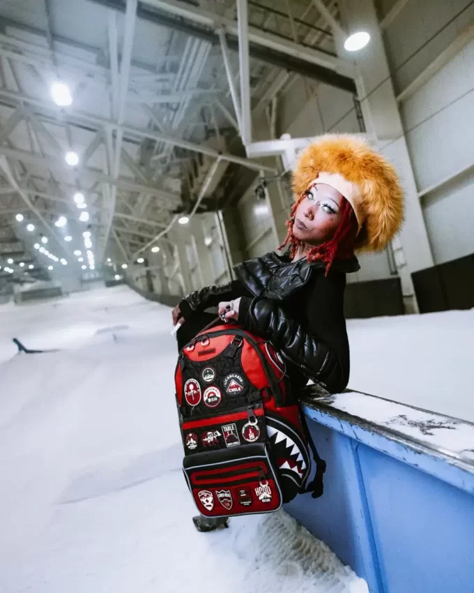 THE GLOBAL EXPEDITION SHARKGLIDER BACKPACK THE GLOBAL EXPEDITION SHARKGLIDER BACKPACK