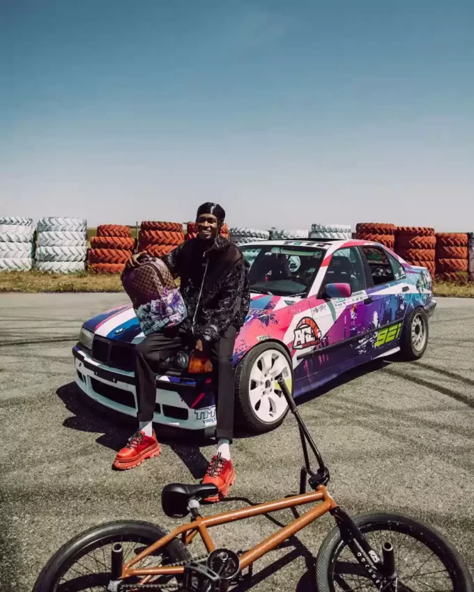 THE HEIST BACKPACK (DLXV) THE HEIST BACKPACK (DLXV)