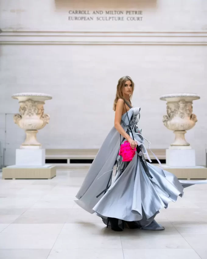 THE MET CANOVA MEDUSA HANDBAG (PINK) THE MET CANOVA MEDUSA HANDBAG (PINK)