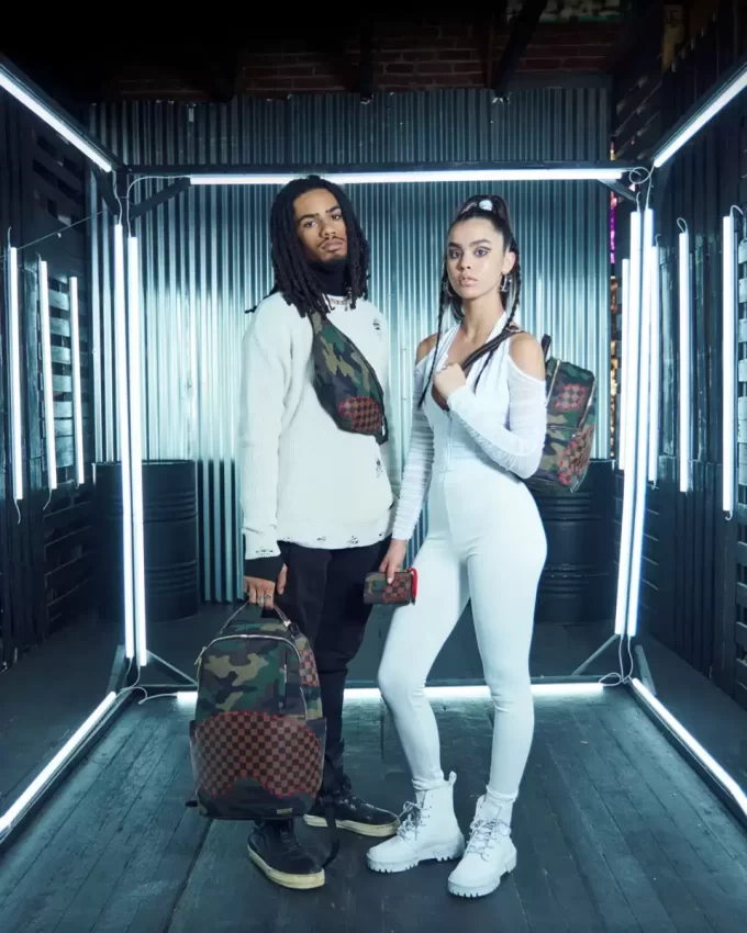 THE PARADOXX SHARK BACKPACK THE PARADOXX SHARK BACKPACK