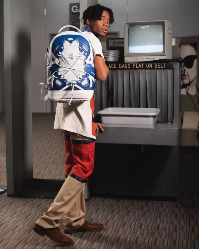 THE POWERHOUSE BACKPACK (DLXV) THE POWERHOUSE BACKPACK (DLXV)