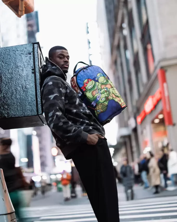 TMNT SEWER CAP DLXSR BACKPACK
