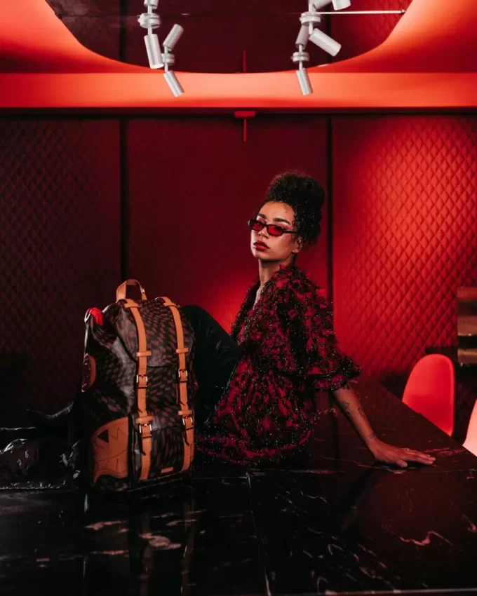 TRIPPY HENNY HILLS TRIPPY HENNY HILLS