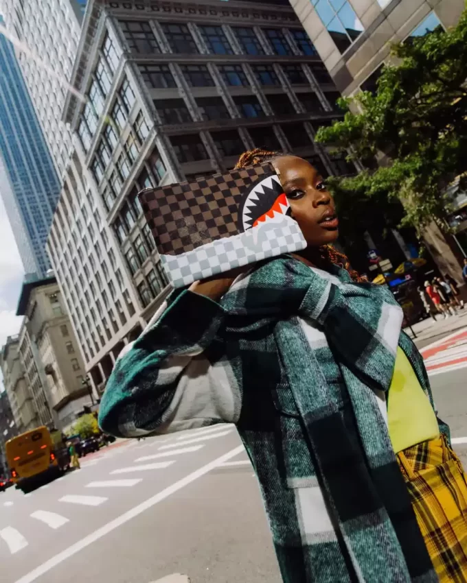 UNSTOPPABLE ENDEAVORS II CROSSOVER CLUTCH UNSTOPPABLE ENDEAVORS II CROSSOVER CLUTCH