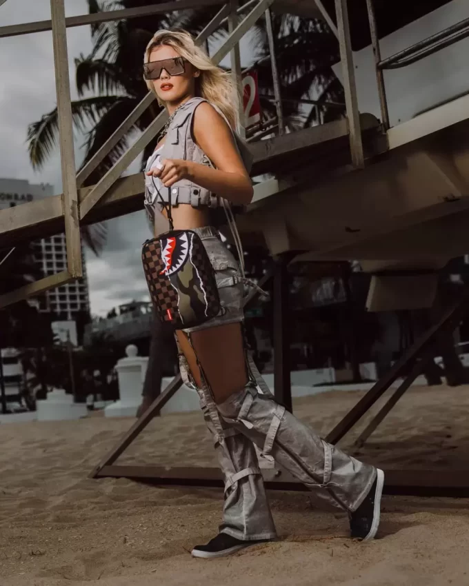 UNSTOPPABLE ENDEAVORS III TOILETRY BAG UNSTOPPABLE ENDEAVORS III TOILETRY BAG