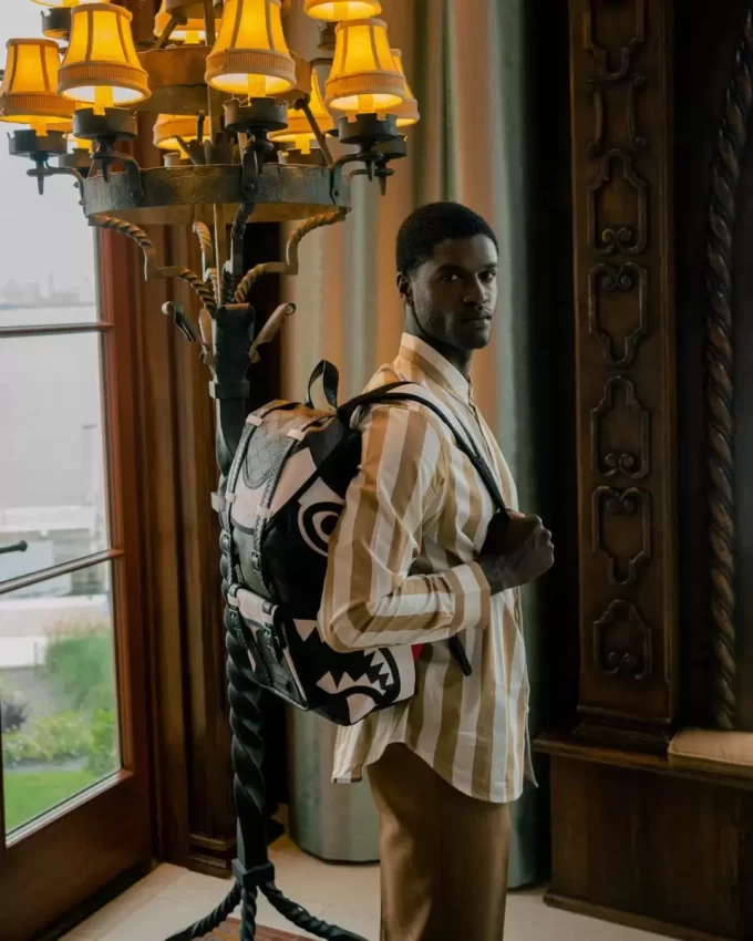 V.V.I.P. HILLS V.V.I.P. HILLS