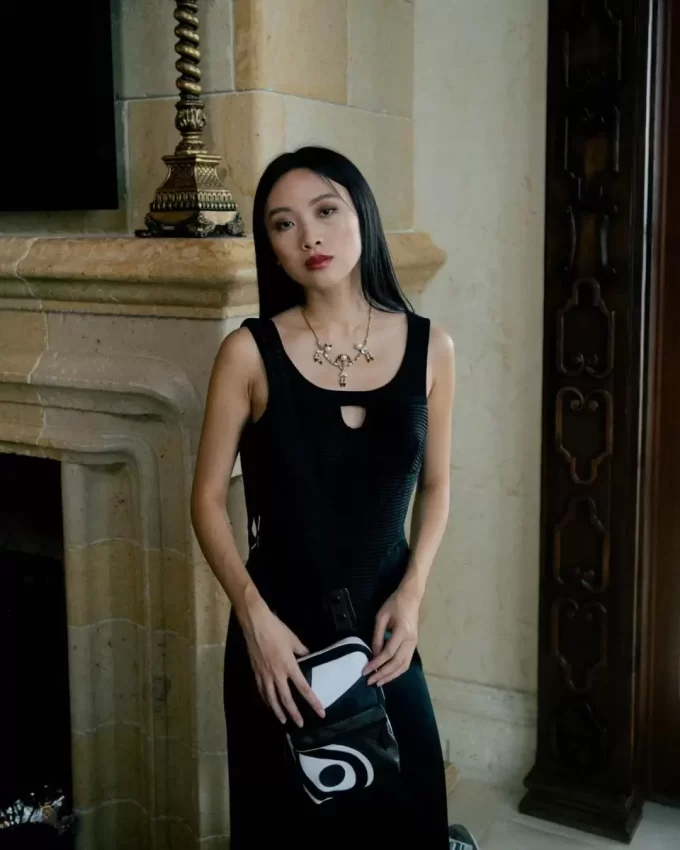 V.V.I.P. SLING V.V.I.P. SLING