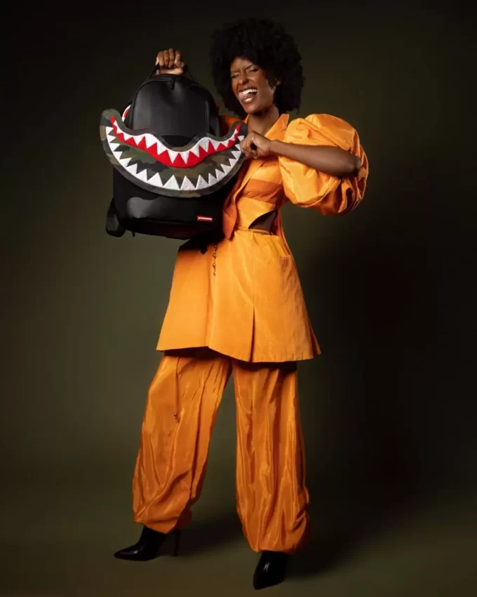 VELCRO SHARK – 3 INTERCHANGEABLE SHARKS BACKPACK (DLXV) VELCRO SHARK – 3 INTERCHANGEABLE SHARKS BACKPACK (DLXV)