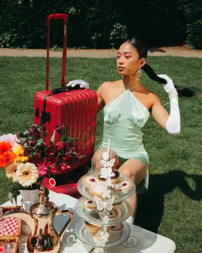 VENI VIDI VICI SHARKNAUTICS HARDSHELL CARRY-ON LUGGAGE VENI VIDI VICI SHARKNAUTICS HARDSHELL CARRY-ON LUGGAGE