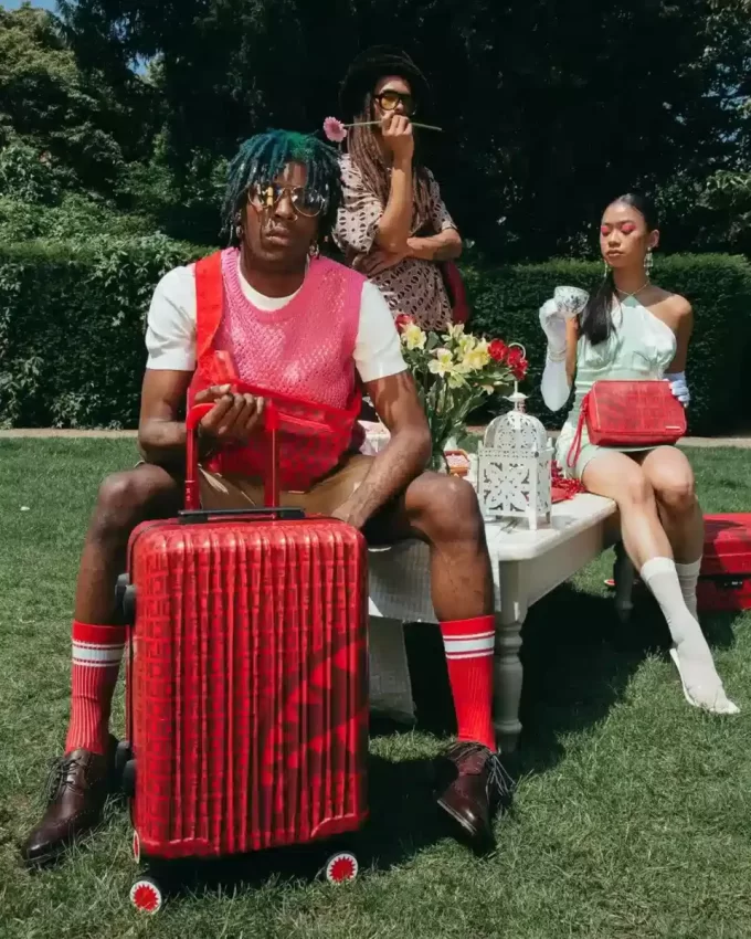 VENI VIDI VICI SHARKNAUTICS HARDSHELL CARRY-ON LUGGAGE VENI VIDI VICI SHARKNAUTICS HARDSHELL CARRY-ON LUGGAGE