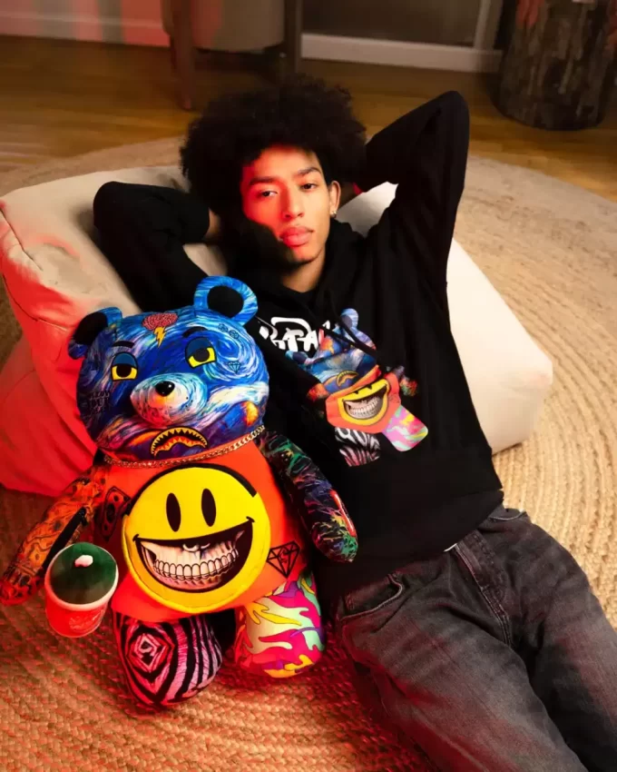 VILLAIN MONEY BEAR TEDDYBEAR RON ENGLISH EDITION BACKPACK VILLAIN MONEY BEAR TEDDYBEAR RON ENGLISH EDITION BACKPACK